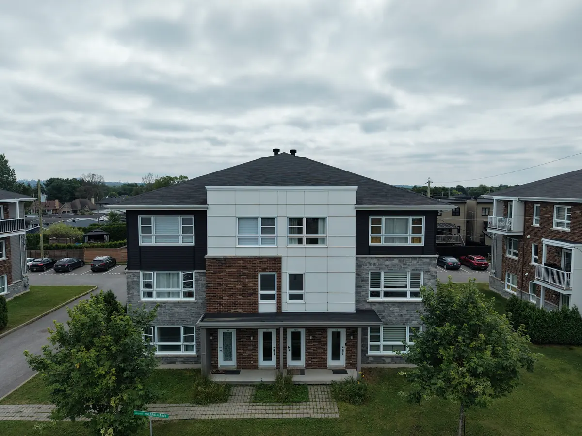 Immeuble de copropriété au 7269-7275B, boul. Wilfrid-Hamel, Québec